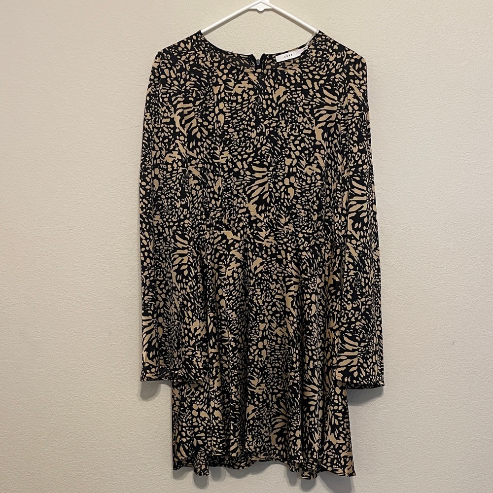 Lush Black and Cream Long Sleeve Dress